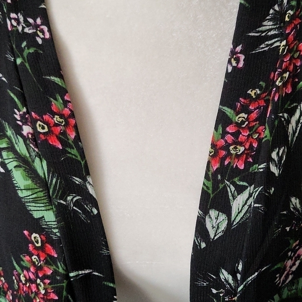 Cherry on Top tropical print short sleeve kimono/duster - Picture 5 of 8